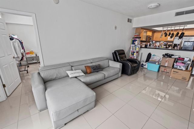140 S Dixie Highway 512, Hollywood, FL 33020