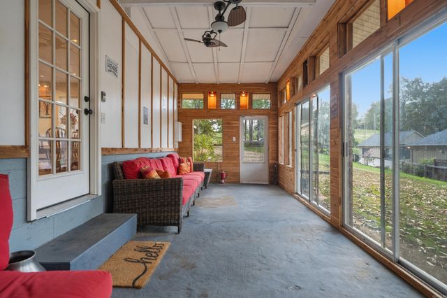 734 Randall Road, Hot Springs, AR 71913