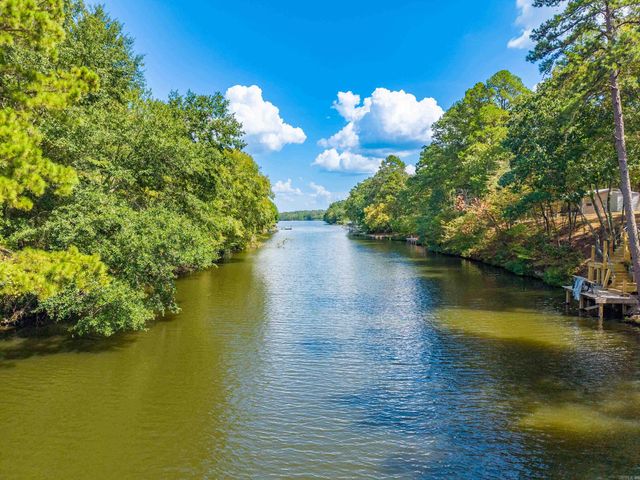734 Randall Road, Hot Springs, AR 71913
