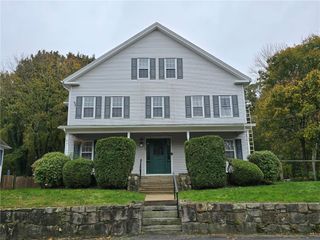 186 Beach Street 4, North Kingstown, RI 02852