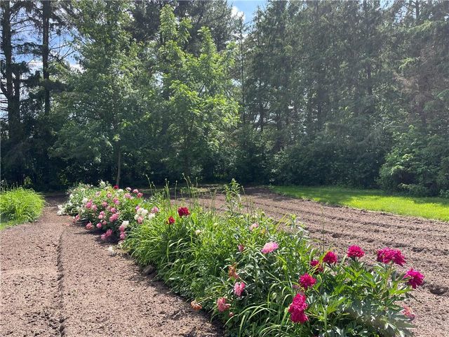 9452 State Highway 124, Chippewa Falls, WI 54729