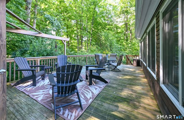 2 Ward Drive, Danbury, CT 06810