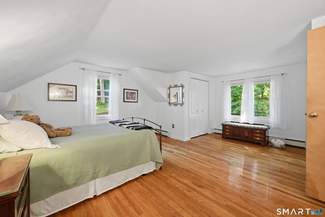 2 Ward Drive, Danbury, CT 06810