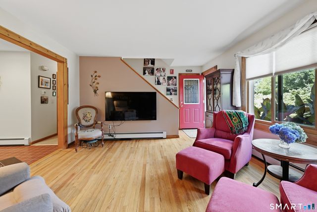 2 Ward Drive, Danbury, CT 06810