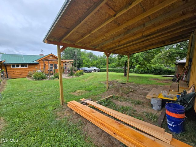 373 Cedar Grove Road, Johnson City, TN 37601