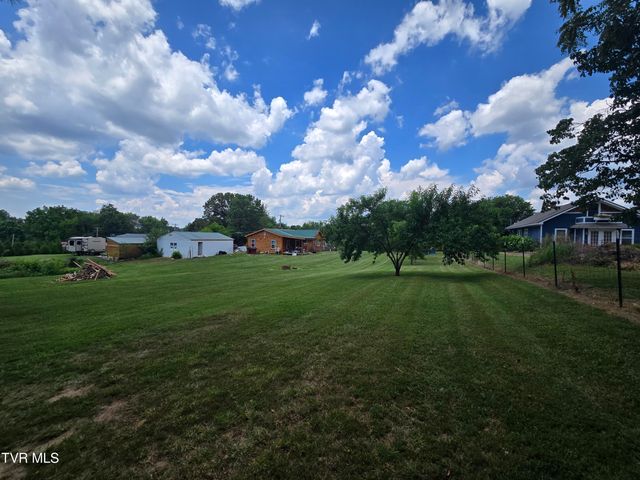 373 Cedar Grove Road, Johnson City, TN 37601