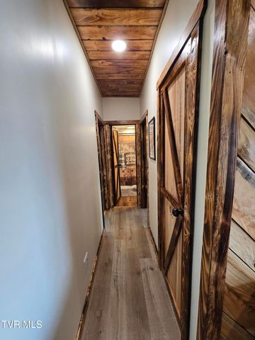 373 Cedar Grove Road, Johnson City, TN 37601