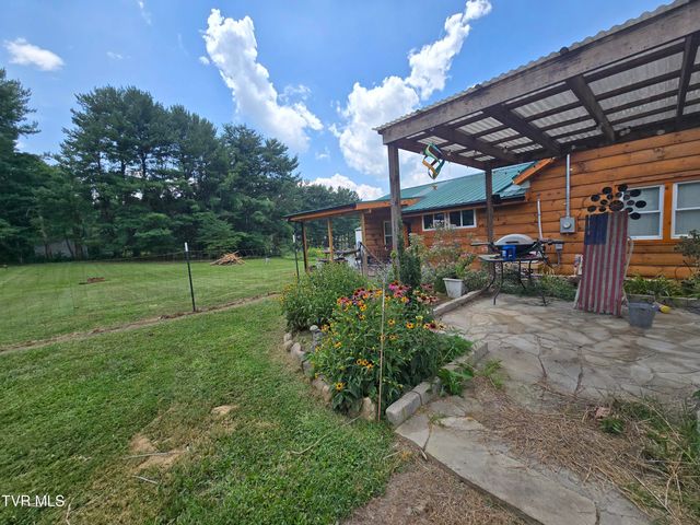 373 Cedar Grove Road, Johnson City, TN 37601