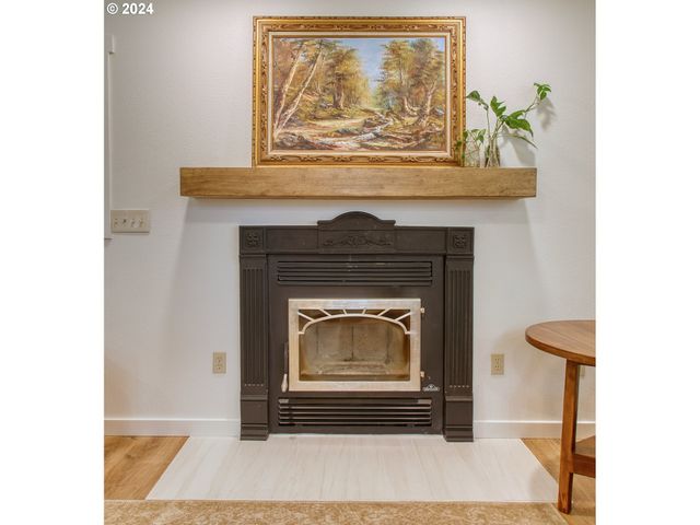 75401 CLATSKANIE VALLEY Dr, Clatskanie, OR 97016