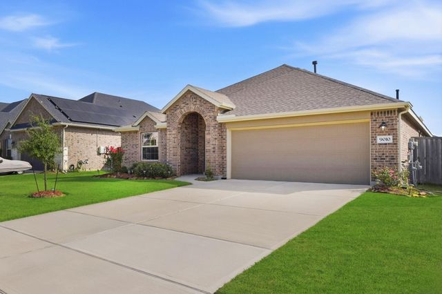 9010 Brazos Drive, Baytown, TX 77521