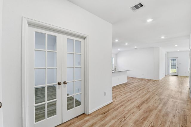 9010 Brazos Drive, Baytown, TX 77521