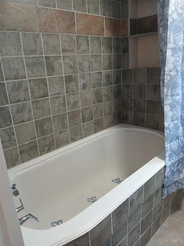 313 S Sutphin Street, Middletown, OH 45044