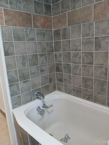 313 S Sutphin Street, Middletown, OH 45044