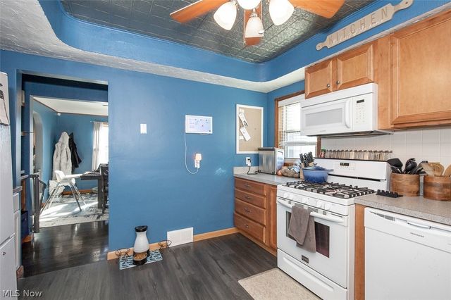 903 North Avenue, Cleveland, OH 44134