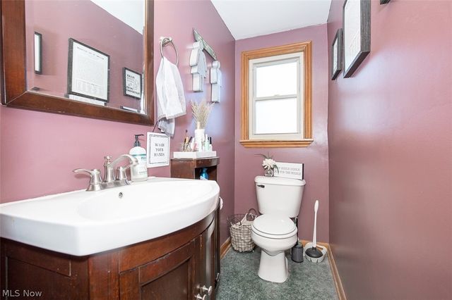 903 North Avenue, Cleveland, OH 44134