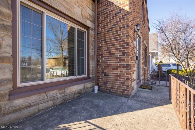 903 North Avenue, Cleveland, OH 44134