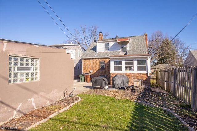 903 North Avenue, Cleveland, OH 44134