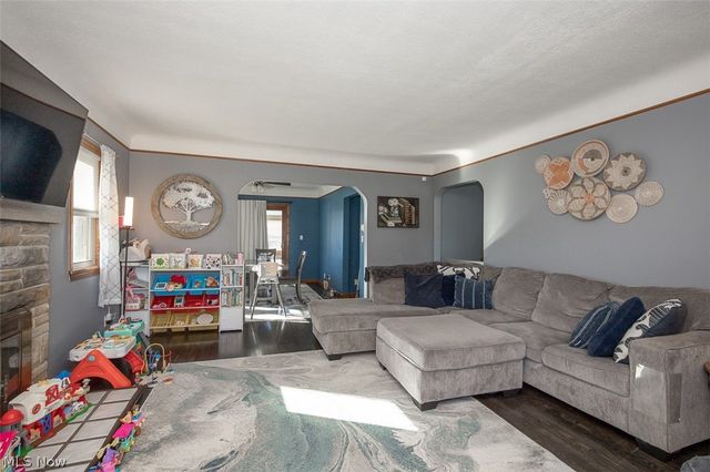 903 North Avenue, Cleveland, OH 44134