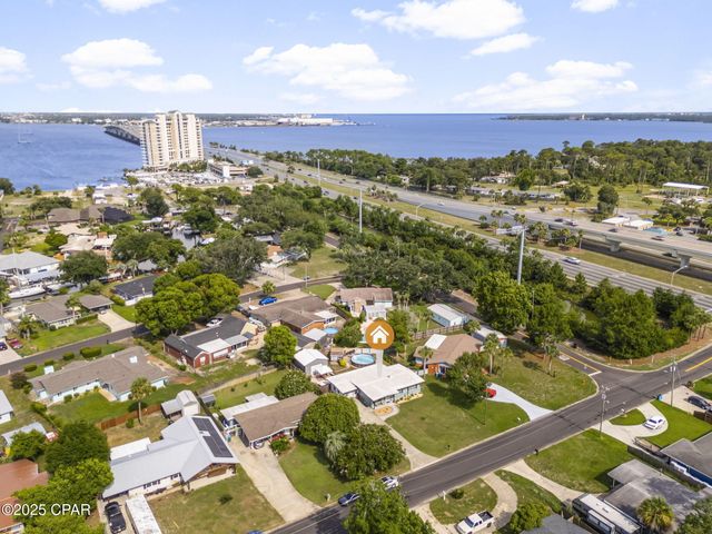 108 Woodlawn Drive, Panama City Beach, FL 32407