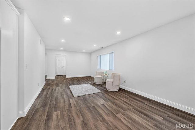 732 Hubert Drive, St Louis, MO 63125