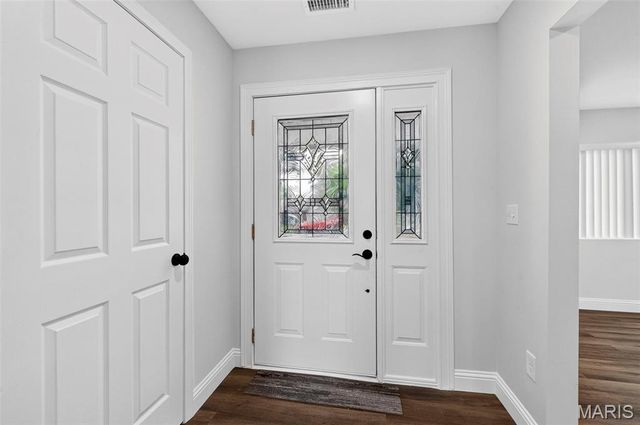 732 Hubert Drive, St Louis, MO 63125