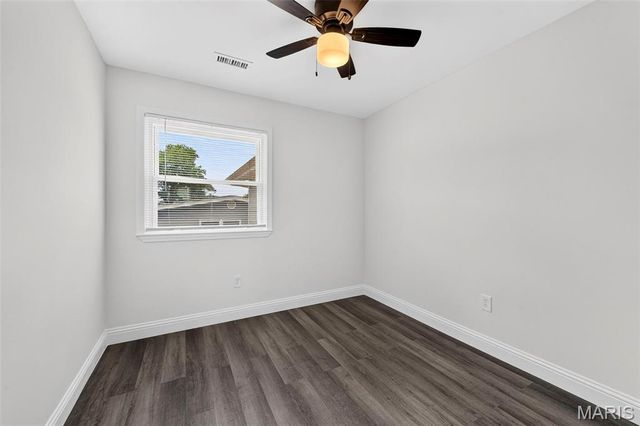 732 Hubert Drive, St Louis, MO 63125