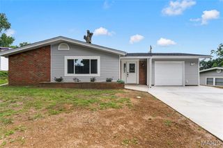 732 Hubert Drive, St Louis, MO 63125