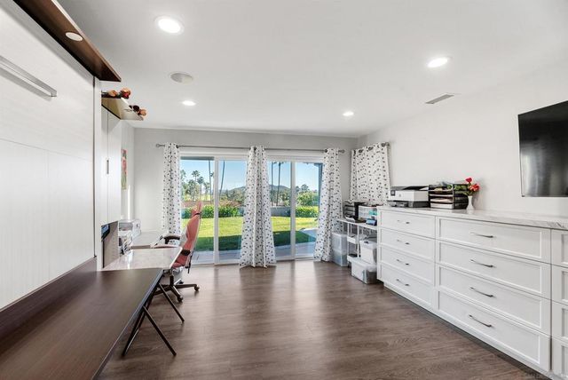 1427 Buckskin Dr, Escondido, CA 92029