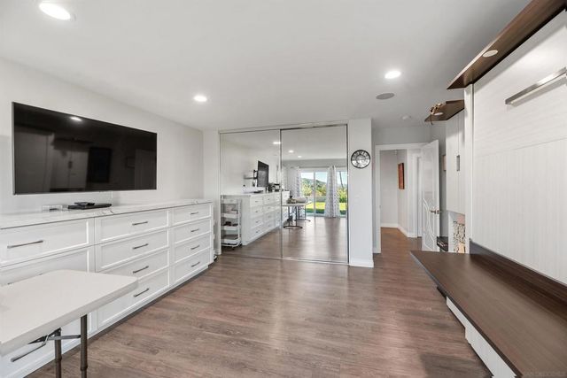 1427 Buckskin Dr, Escondido, CA 92029