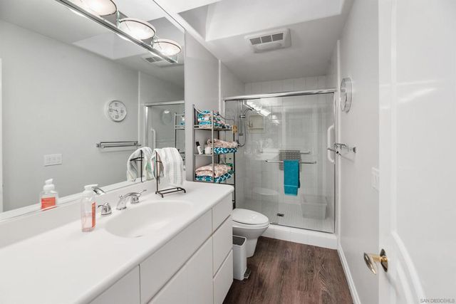 1427 Buckskin Dr, Escondido, CA 92029