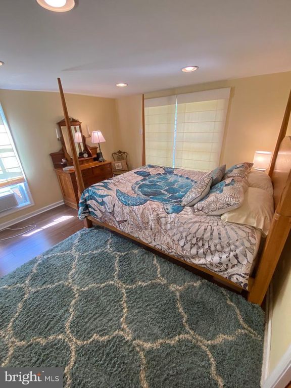 Image 18 of property listing at 20805 SEVERN RD, Ewell, MD 21824