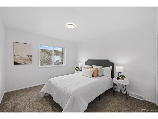 1155 S Oneida St C, Denver, CO 80224