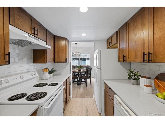 1155 S Oneida St C, Denver, CO 80224