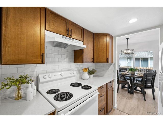 1155 S Oneida St C, Denver, CO 80224