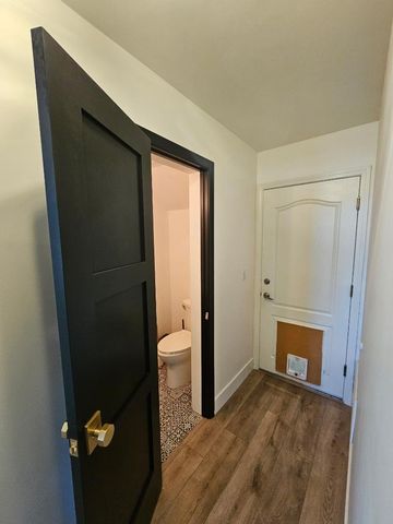 501 Bobbys Lane, Hollister, CA 95023