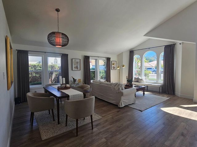 501 Bobbys Lane, Hollister, CA 95023