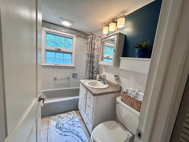 221 Upper County Road UNIT 106, Dennis Port, MA 02639