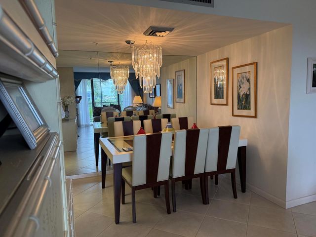 7738 Lakeside Boulevard 373, Boca Raton, FL 33434