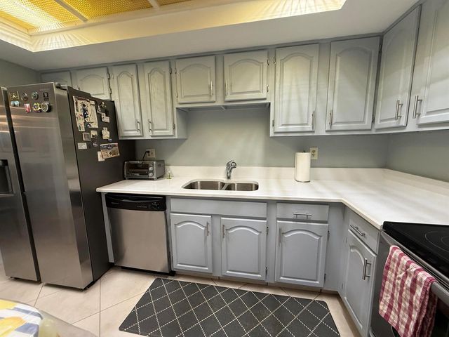7738 Lakeside Boulevard 373, Boca Raton, FL 33434
