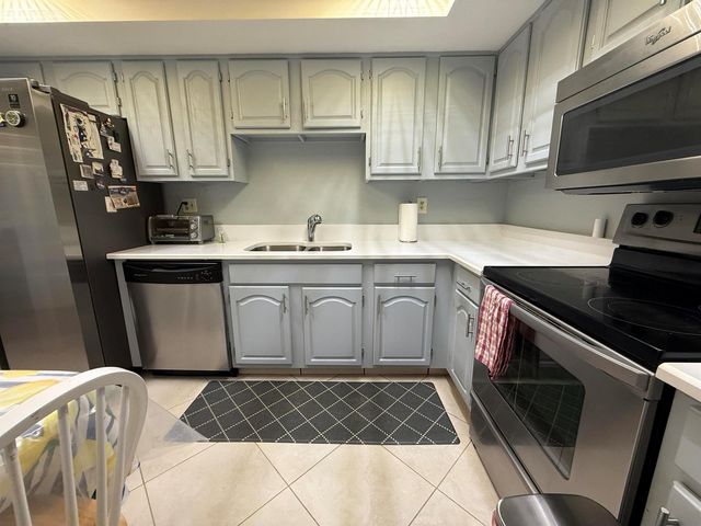 7738 Lakeside Boulevard 373, Boca Raton, FL 33434