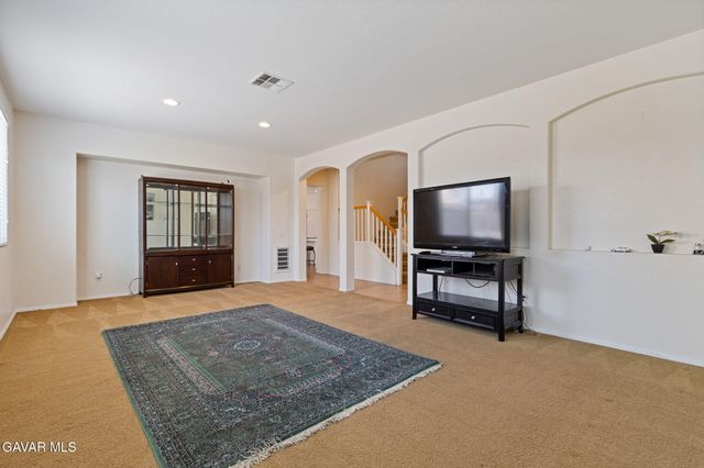 43711 47th St W, Lancaster, CA 93536