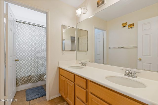 43711 47th St W, Lancaster, CA 93536