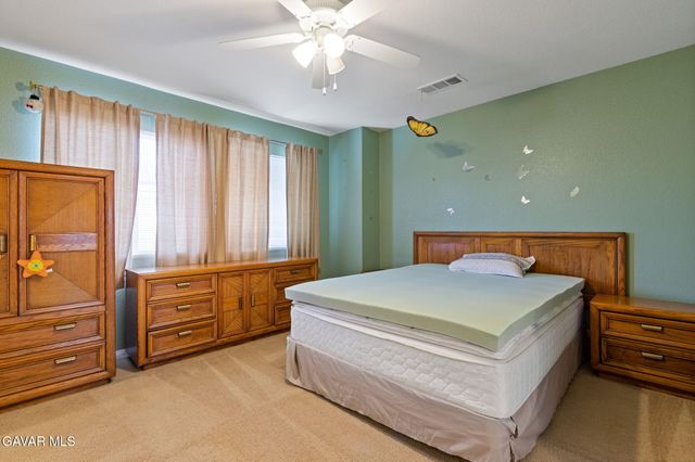 43711 47th St W, Lancaster, CA 93536