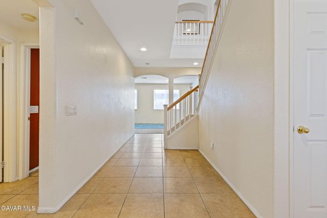 43711 47th St W, Lancaster, CA 93536