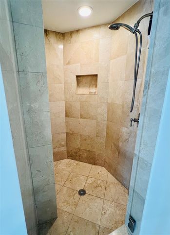 111 SE 8th Avenue 905, Fort Lauderdale, FL 33301