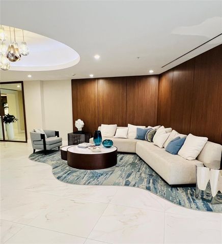 111 SE 8th Avenue 905, Fort Lauderdale, FL 33301