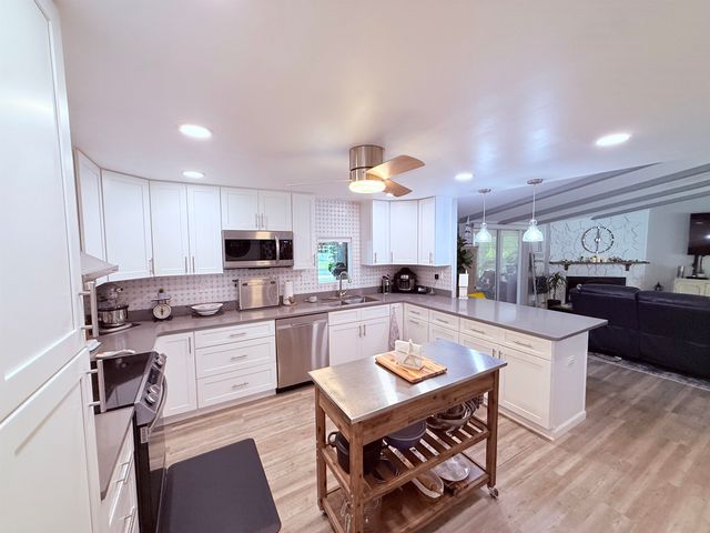 3339 Charleston Trail, Murrells Inlet, SC 29576