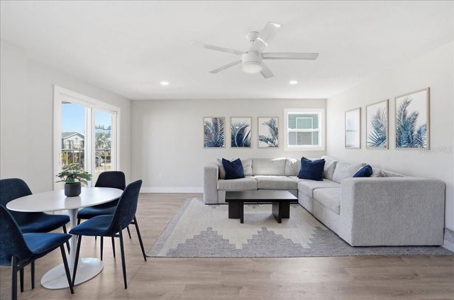 2518 AVENUE B, Bradenton Beach, FL 34217