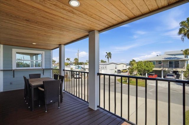 2518 AVENUE B, Bradenton Beach, FL 34217