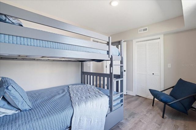 2518 AVENUE B, Bradenton Beach, FL 34217